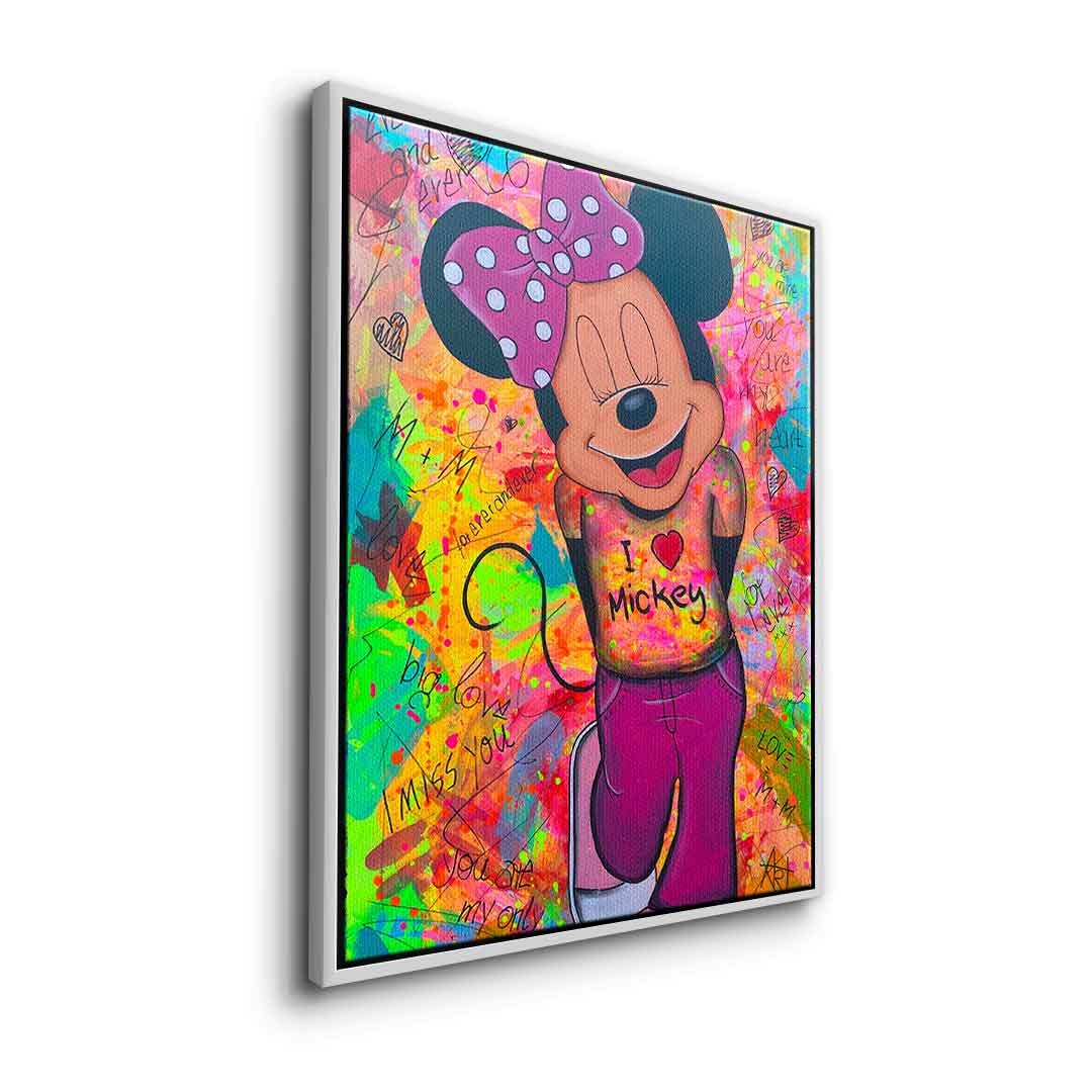 Minni Loves Mickey