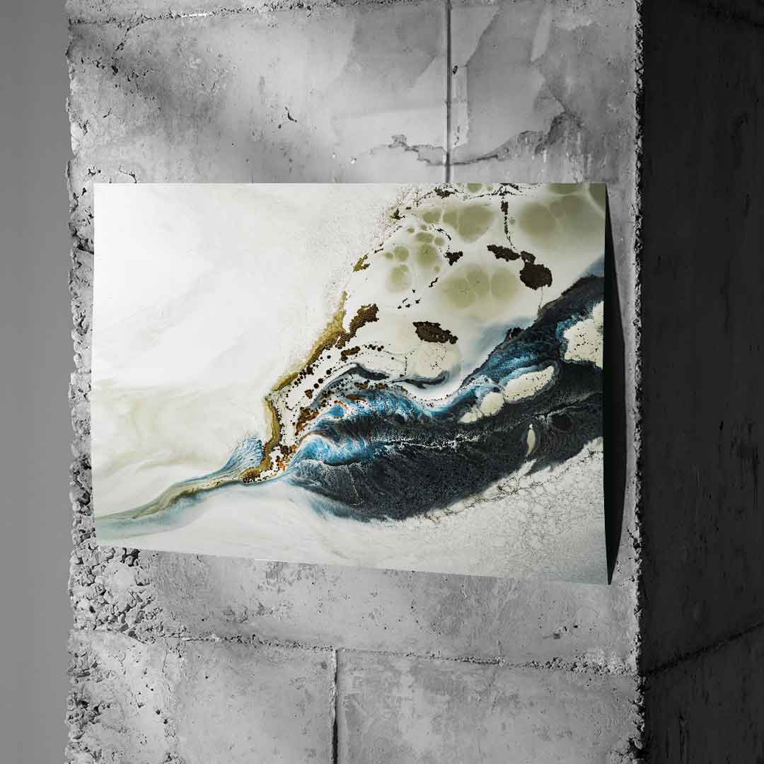 Intrigue poster
