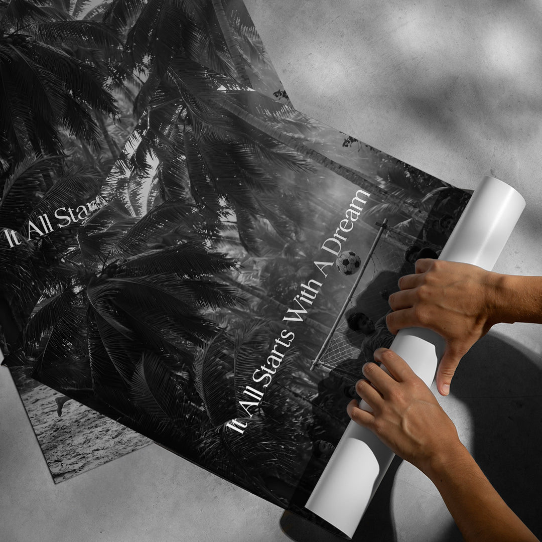 Dream Football Poster Schwarzweiß rollup