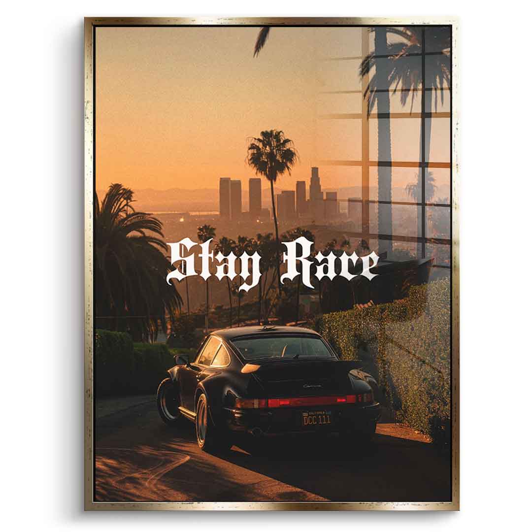 DOTCOMCANVAS Stay Rare Acrylglasbild Vorderansicht goldener Rahmen