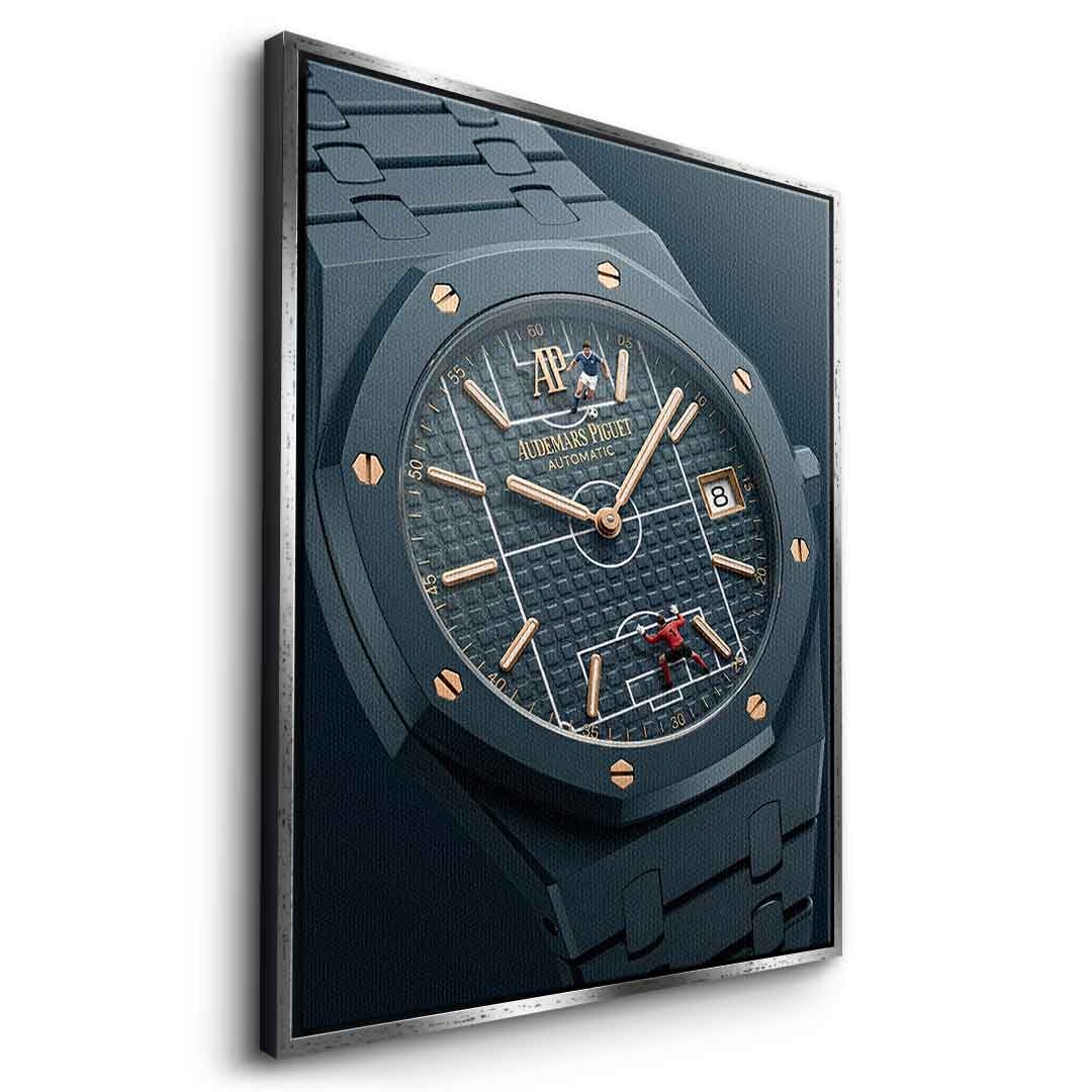 Luxury Timepiece – Football Leinwandbild Seitenansicht Weiß