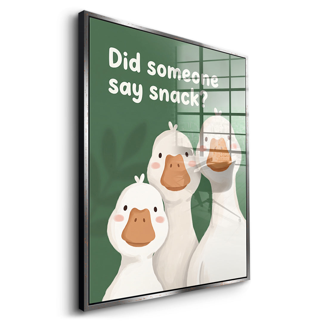 Seitenansicht des Acrylglasbilds Did someone say snack? im silbernen Rahmen