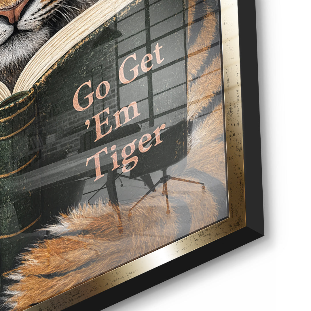 Detailaufnahme des 5mm Acrylglases, Go Get 'Em Tiger im goldenen Rahmen