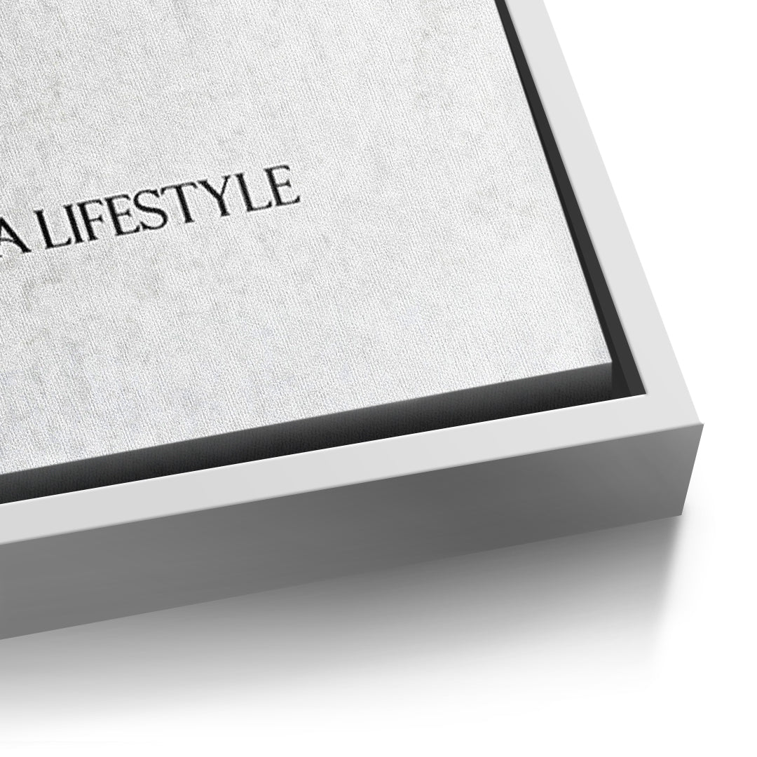 Detailaufnahme der Leinwandstruktur, Luxury Is A Lifestyle im weißen Rahmen