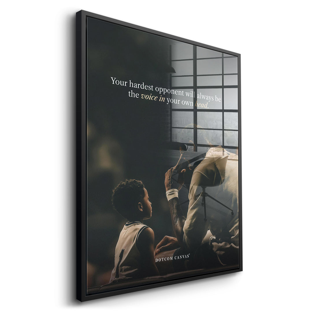 Seitenansicht des Acrylglasbilds Your Hardest Opponent Classic im schwarzen Rahmen