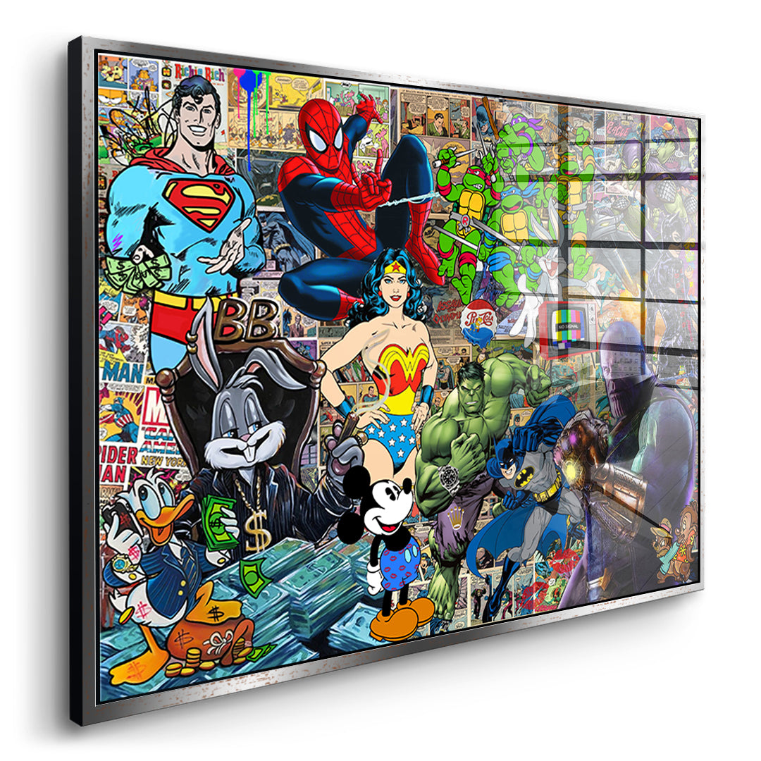 Seitenansicht des Acrylglasbilds Superhero Collage im silbernen Rahmen