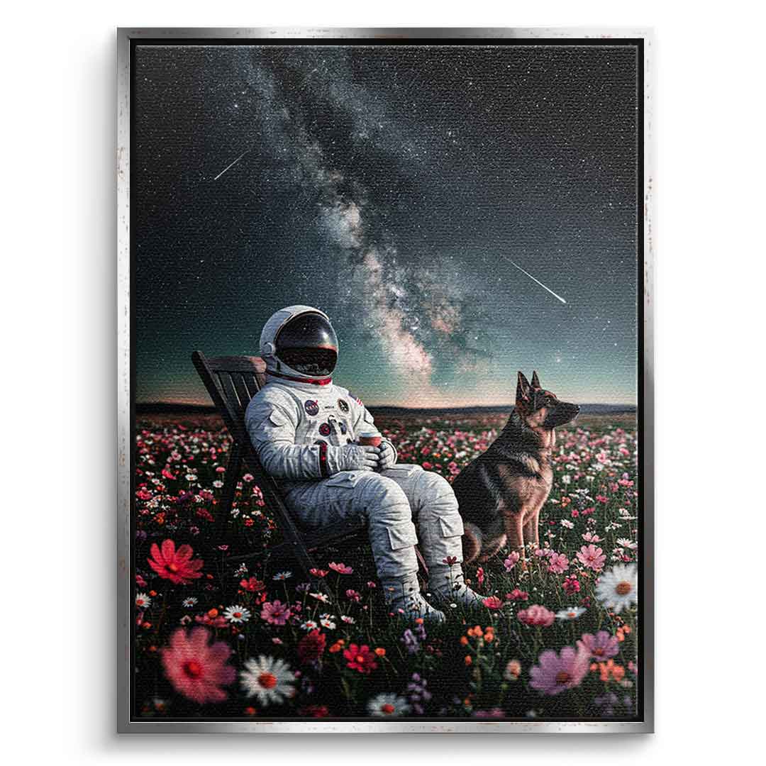 DOTCOMCANVAS® Astronaut's Silent Night Leinwandbild – Rahmenansicht