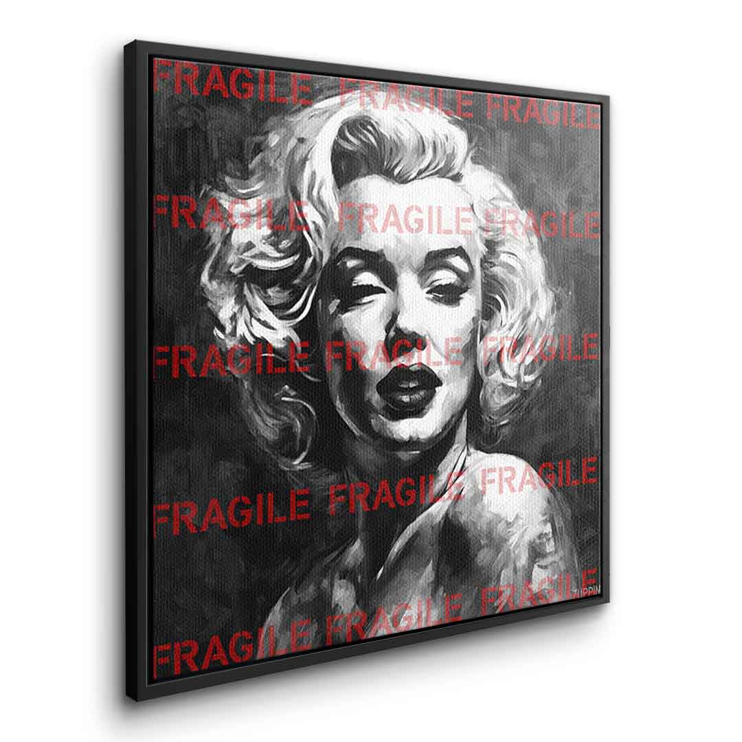 Fragile Monroe