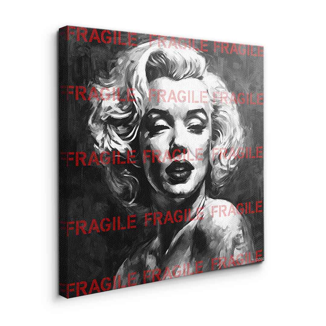 Fragile Monroe