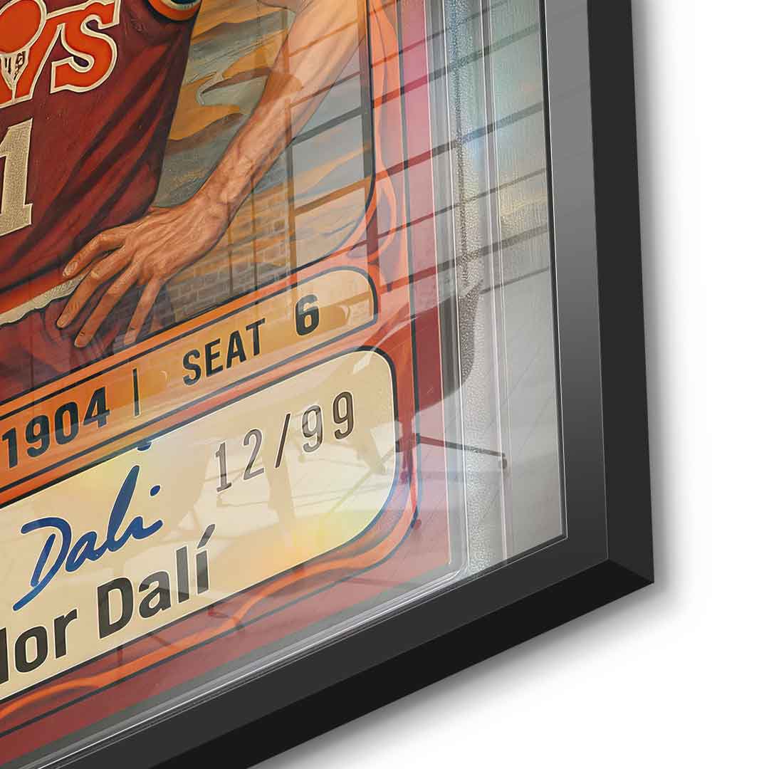 DOTCOMCANVAS® Salvador Dali Basketball Card Acrylglasbild – Detailaufnahme schwarzer Rahmen