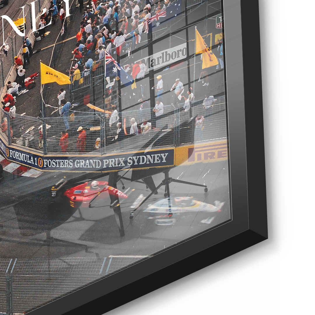 Sydney F1 Acrylglas - Detail schwarzer Rahmen