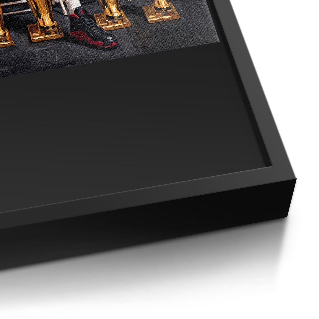 detail black frame