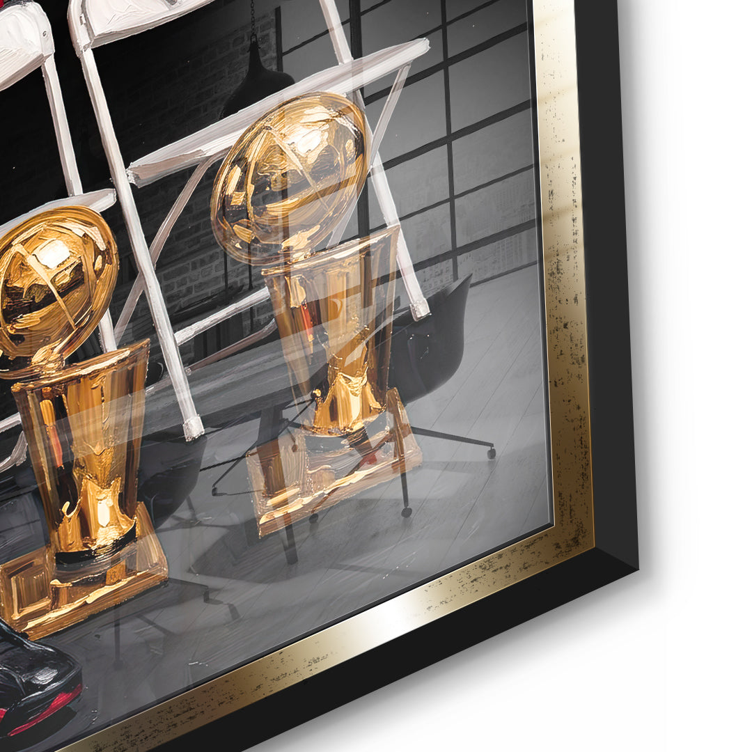 detail gold frame