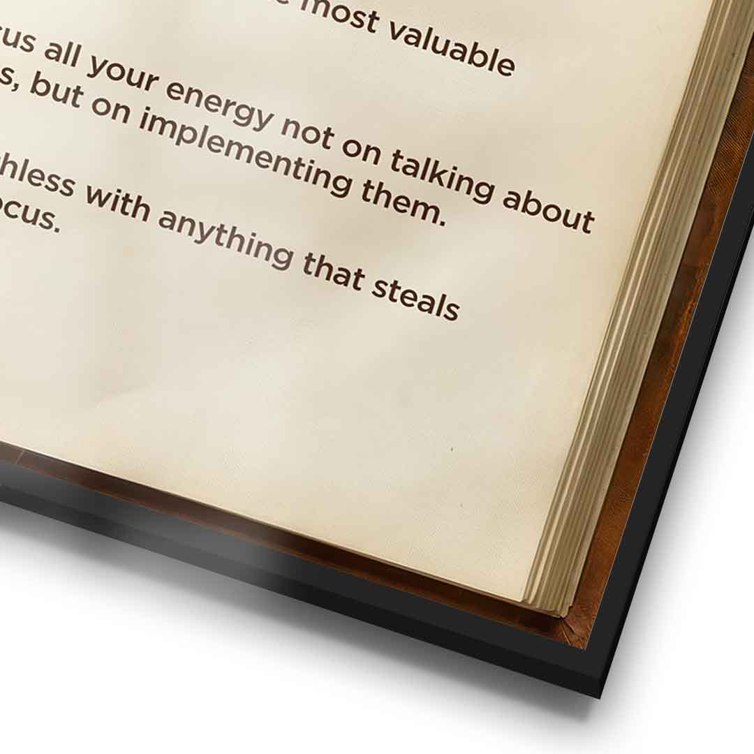 DOTCOMCANVAS® Focus book Poster – gerahmtes Detail