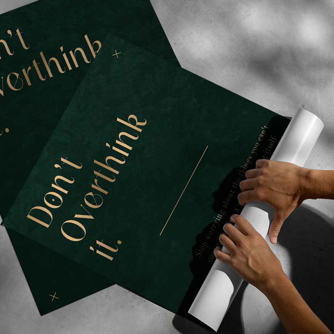 DOTCOMCANVAS Poster Don't Overthink it. eingerollt