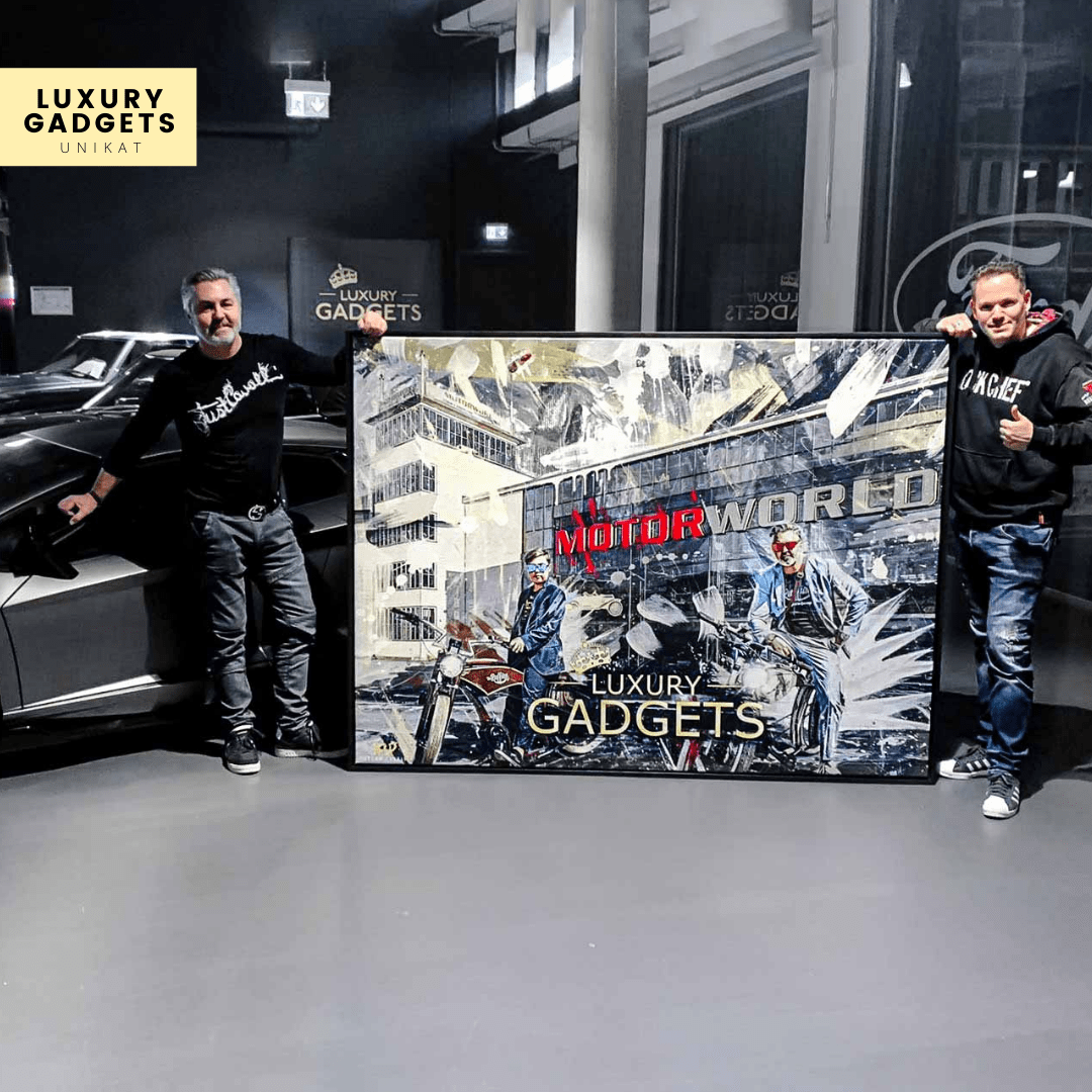 <tc>Commissioned Artwork</tc> - MOTORWORLD