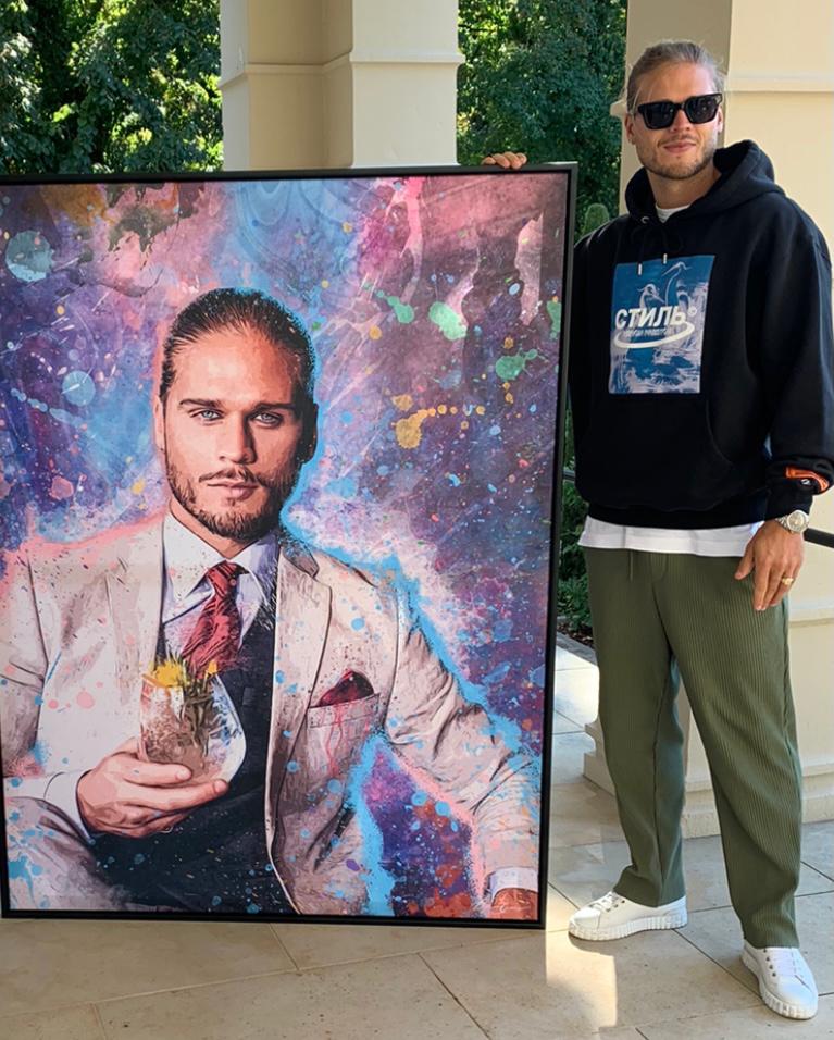 Commissioned work - Rurik Gislason